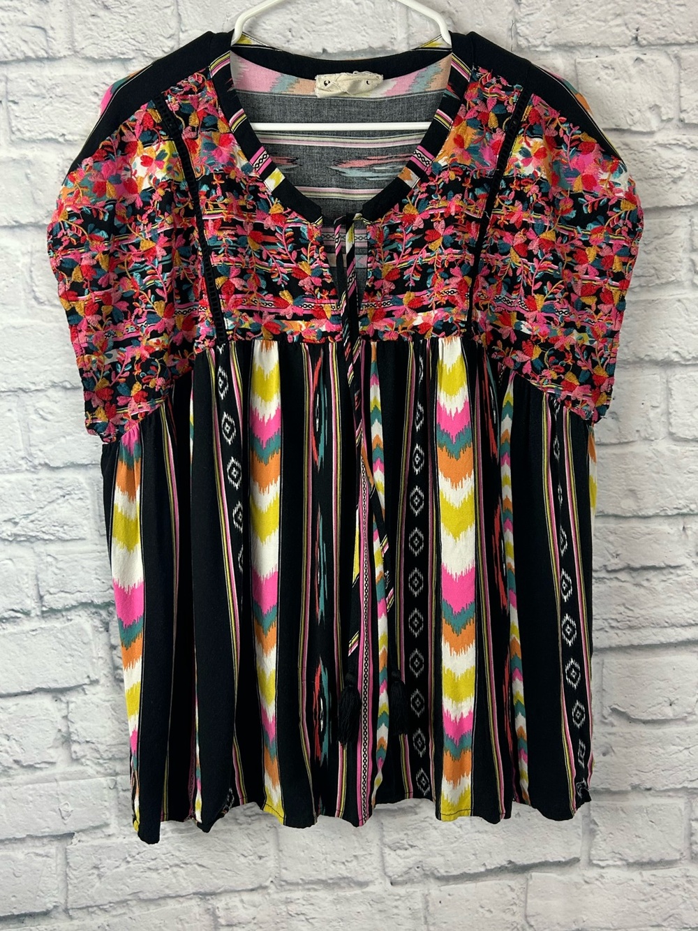 Savanna Jane 1X Embroidered Boho Peasant Top Black Multicolor